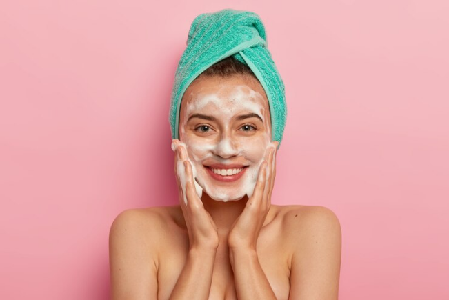 Say Goodbye to Pimples: Regenco Pimple Clear Face Wash for Oily Skin